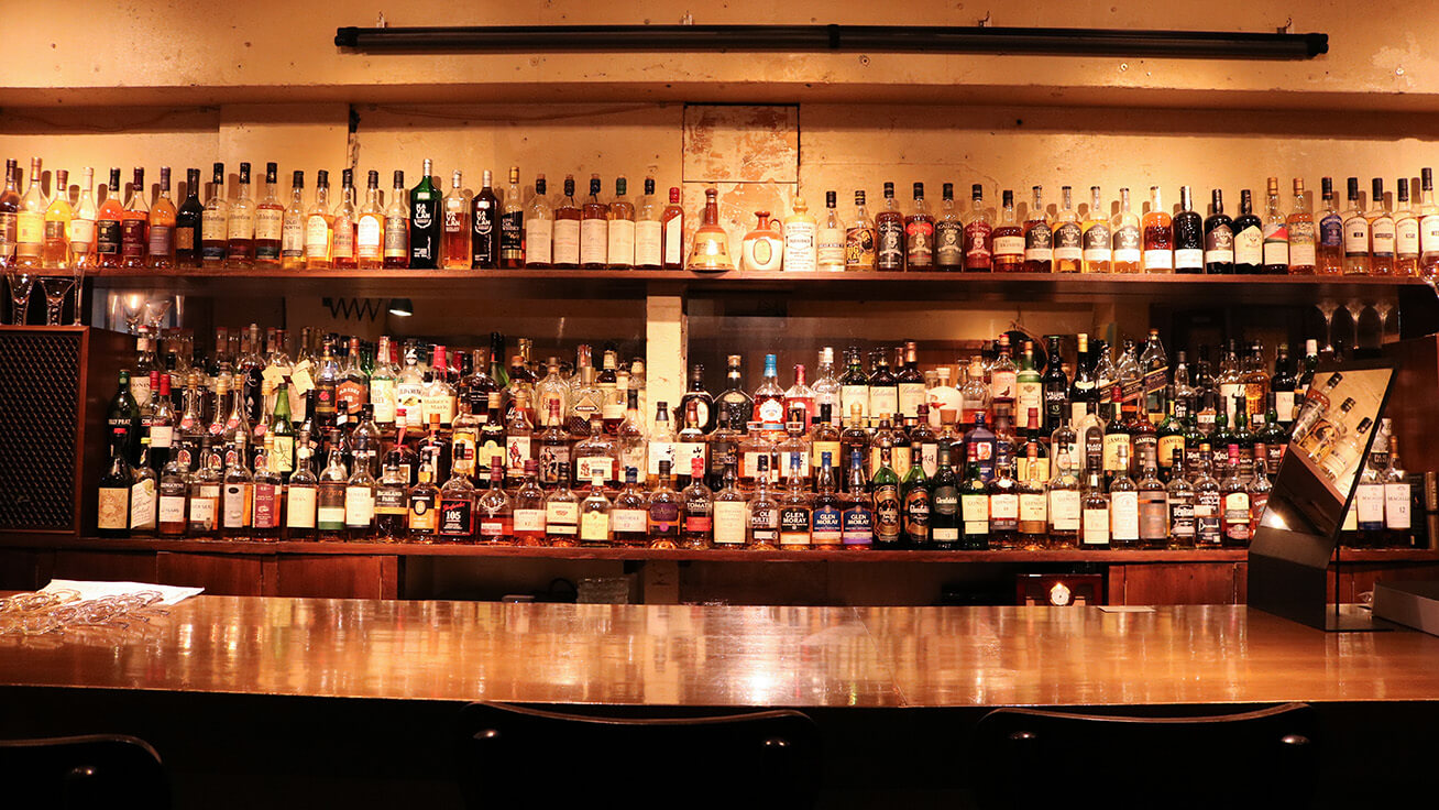 The authentic bar counter.
