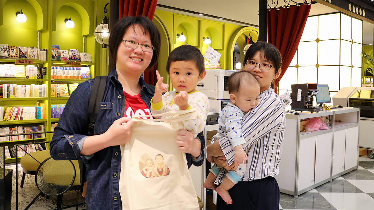 Some even added photos of family members and children to their bags.