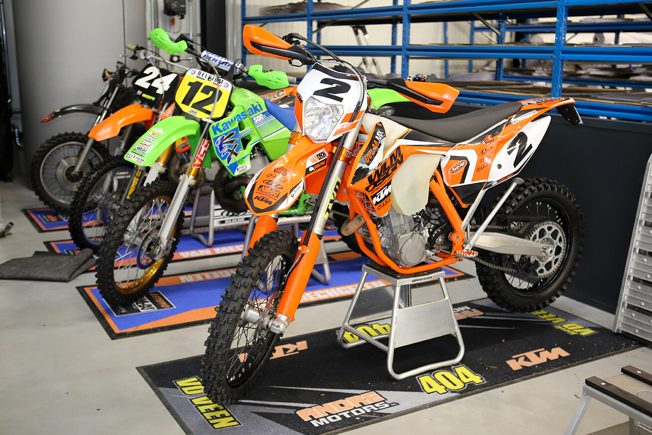 WLM Design's motocross bikes of which brand colors like KTM orange and Kawasaki green match exactly.