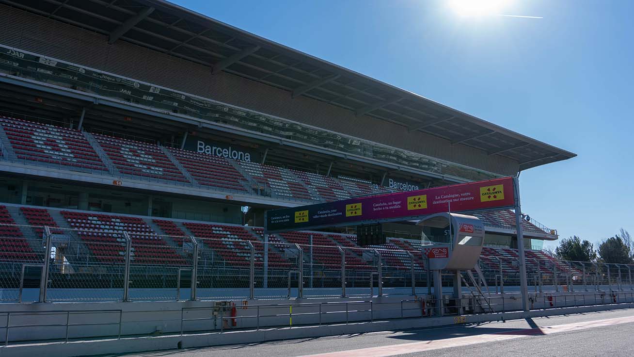 The Circuit de Catalunya under clear skies