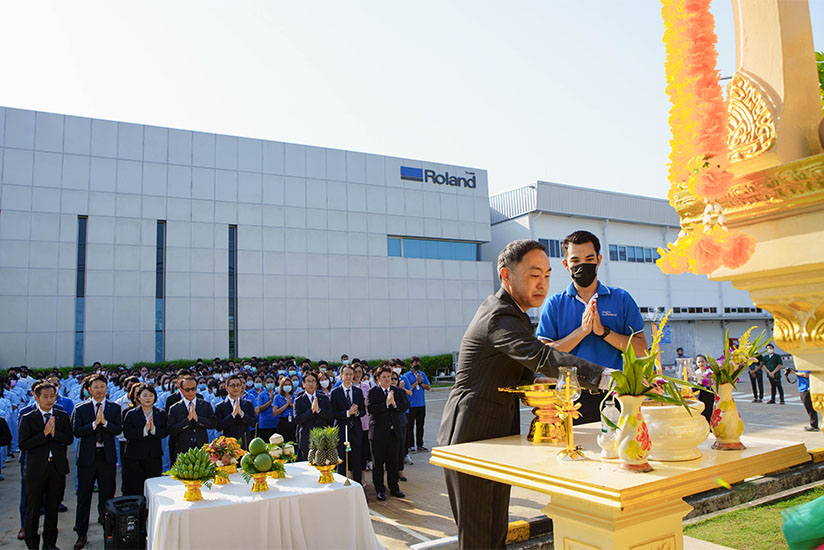 A commemorative ceremony at the Thai factory