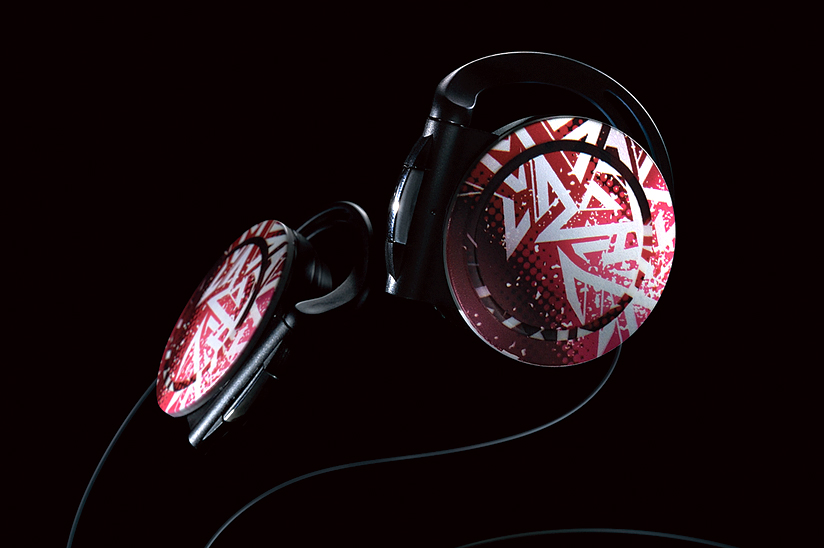 Decorated headphones