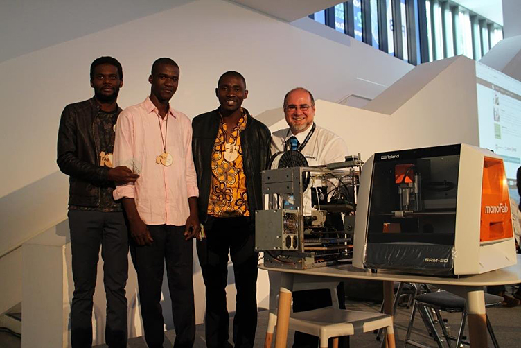 WOELAB members presented with  Roland 3D milling machine