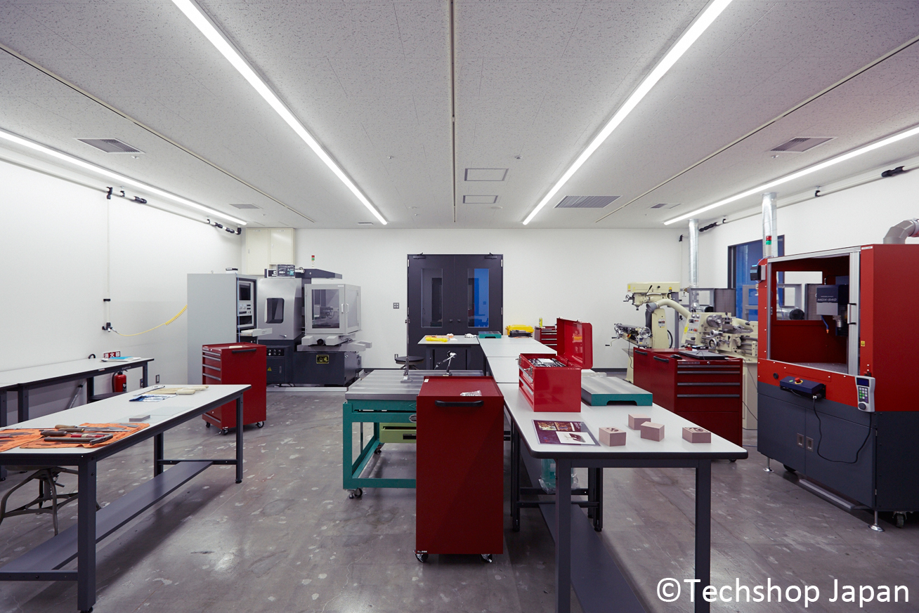 Dedicated space for milling in TechShop Tokyo