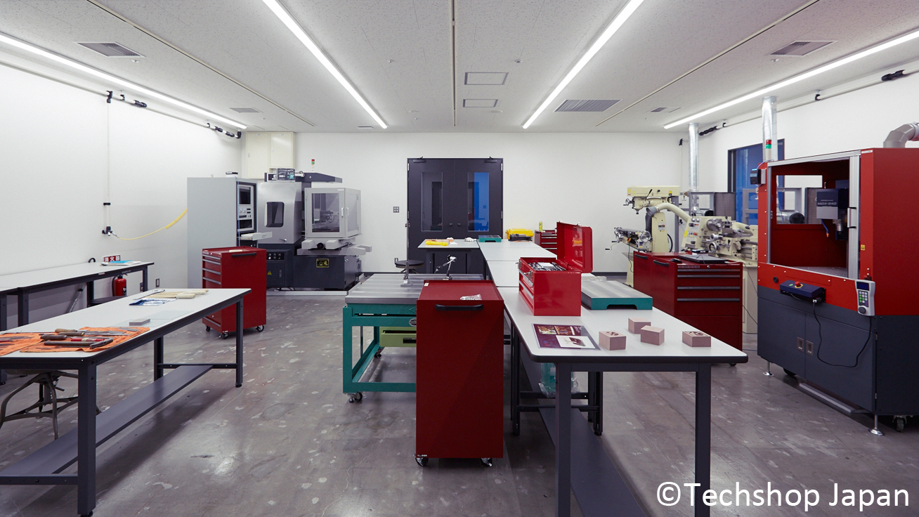 Dedicated space for milling in TechShop Tokyo